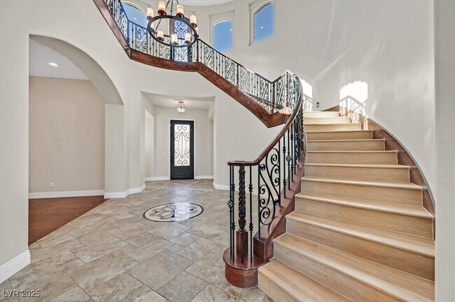 Building Photo - 5790 Aspen Falls Cir