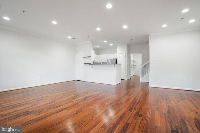 Building Photo - 11325 Aristotle Dr