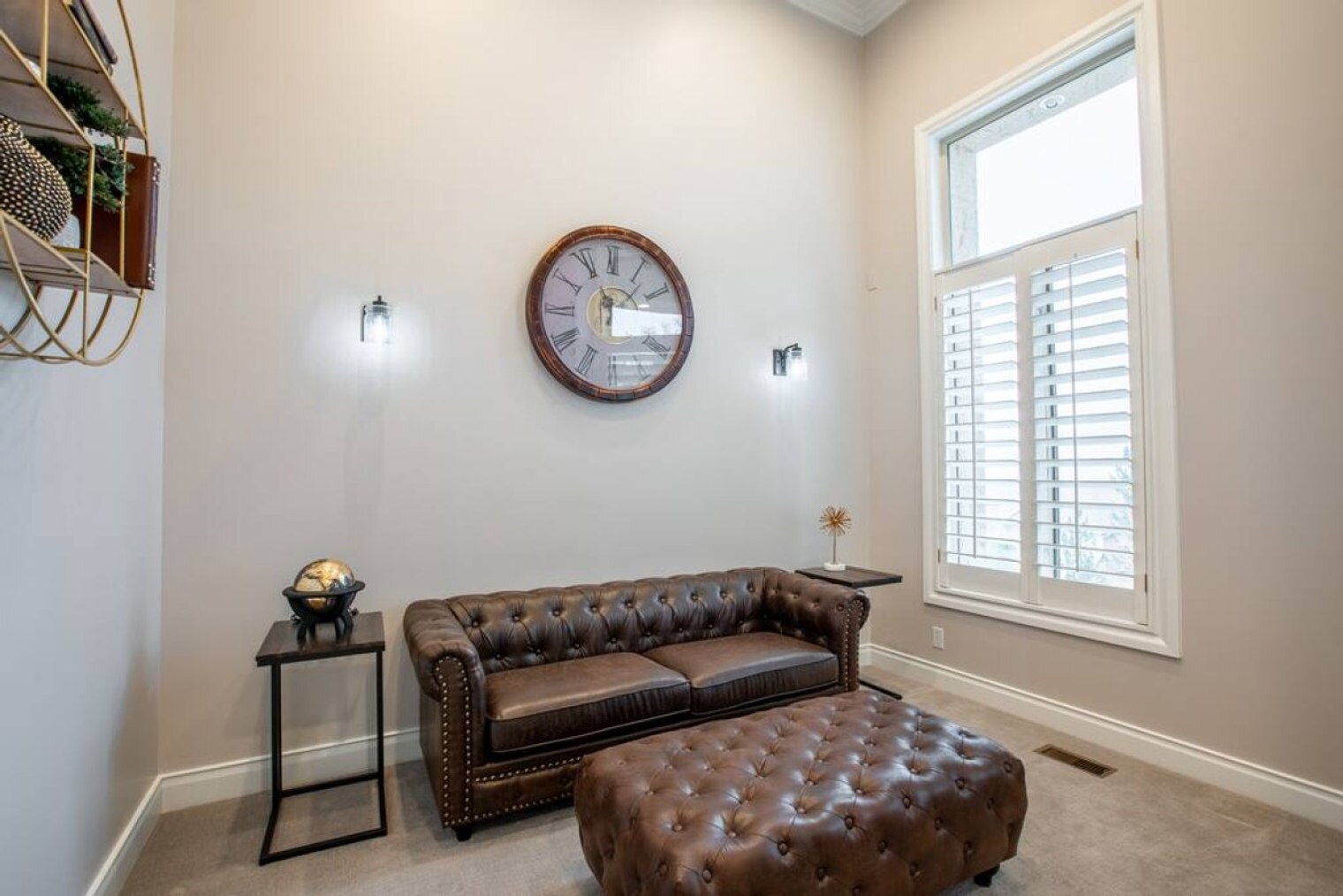 Building Photo - 678 Scenic Hills Dr