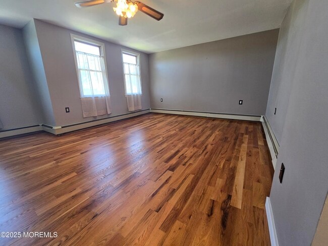 Building Photo - 510 Belgrove Dr