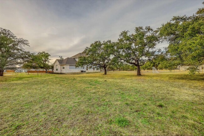Building Photo - 616 Co Rd 267