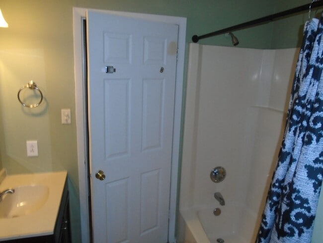 Building Photo - Briarcliff Condos