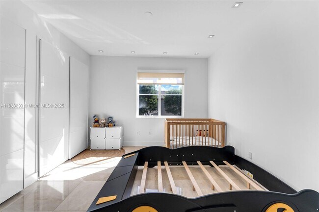 Building Photo - 11229 NW 44th Terrace