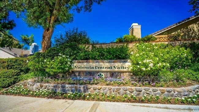 Building Photo - 26020 Moreno Dr