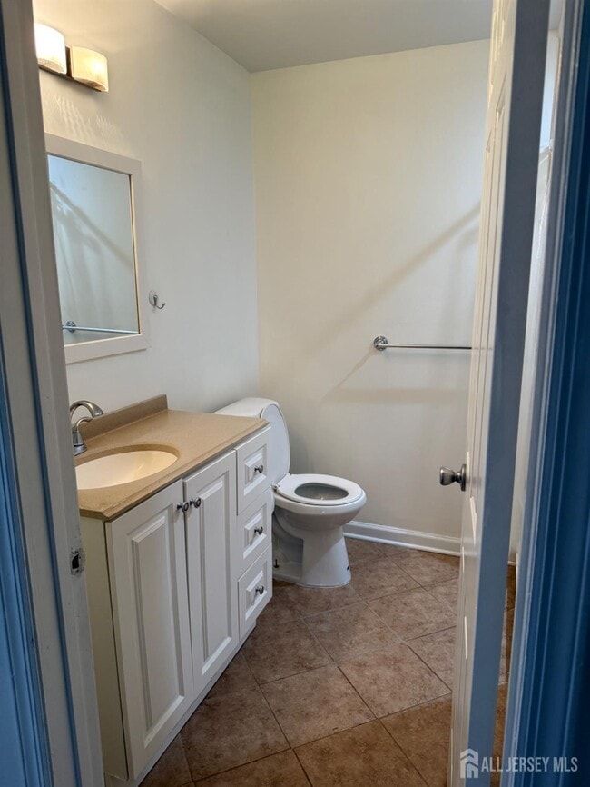 Building Photo - 92 Keystone Ct