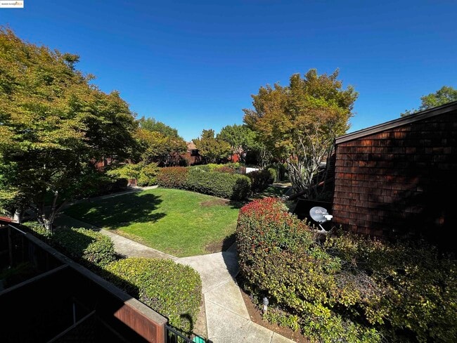 Primary Photo - 1455 Latour Ln