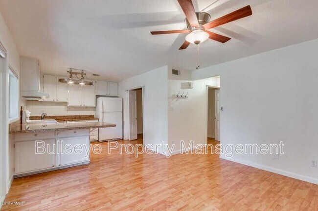 Building Photo - 18811 N 19th Ave