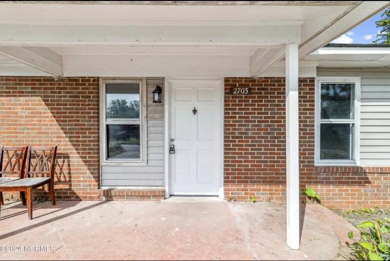 Building Photo - 2703 Robeson St