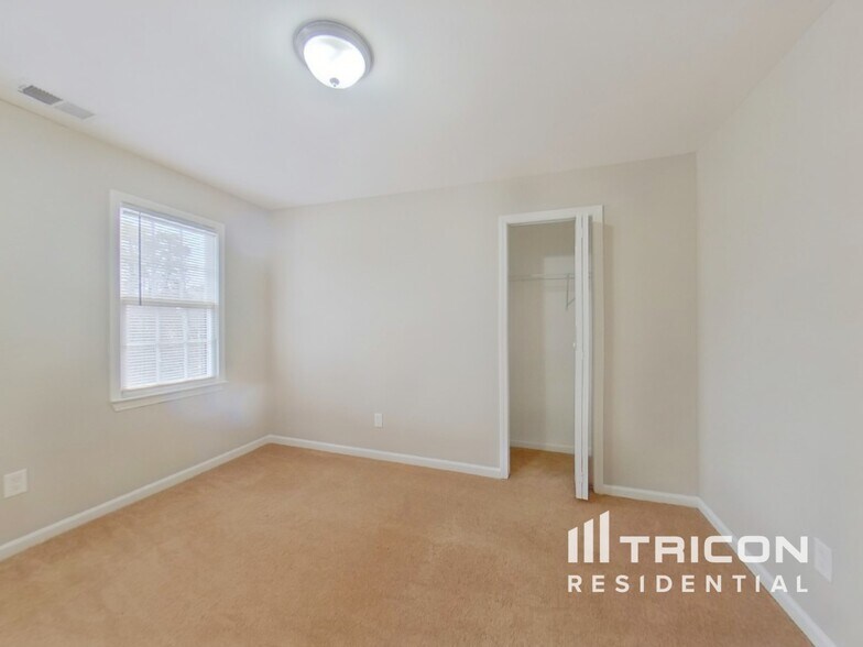 Building Photo - 3560 Erdly Ln