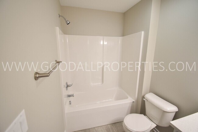Building Photo - 16609 Wilden Dr