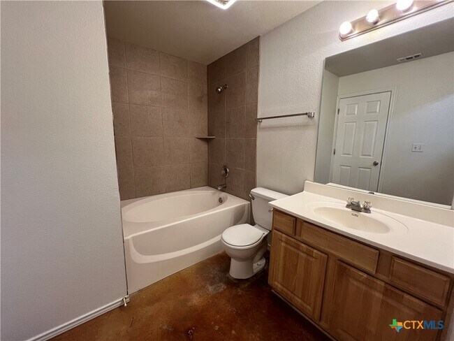 Building Photo - 3014 Douglas Fir Dr