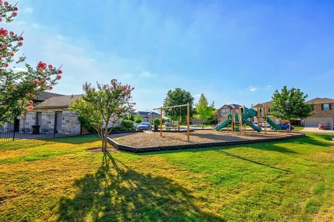 Building Photo - 16316 McAloon Way