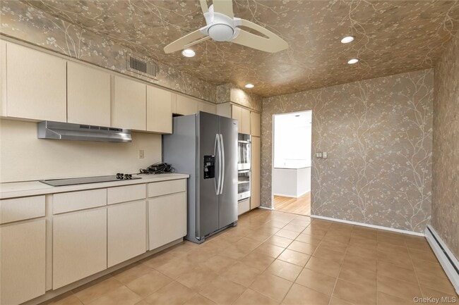 Building Photo - 681 Flanders Dr