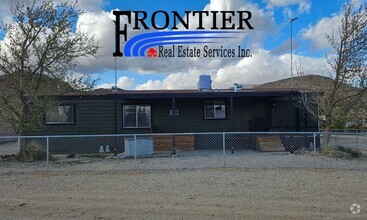 Building Photo - Charming 2-Bedroom, 2-Bathroom Home with S...