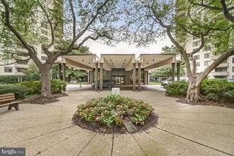 Building Photo - 5225 Pooks Hill Rd