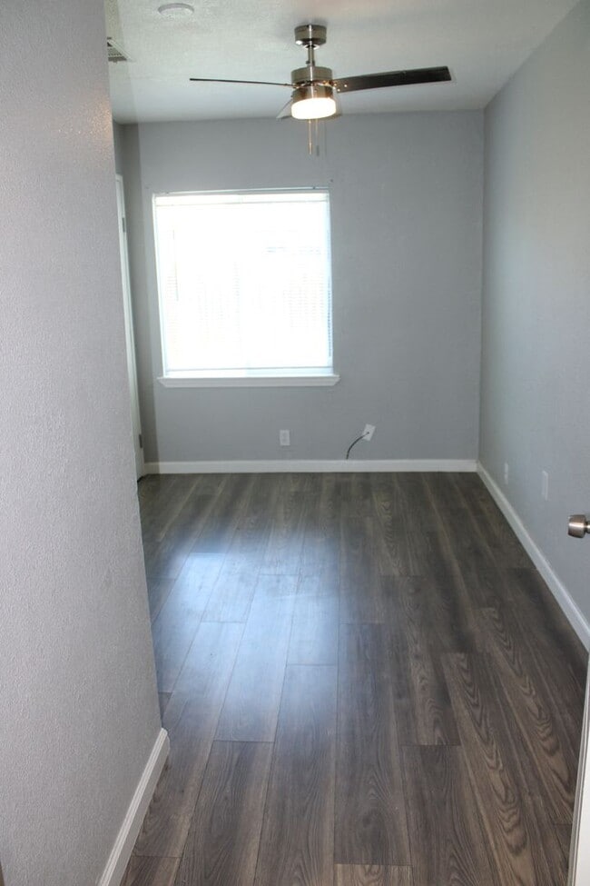 Building Photo - 53 Alturas Ave