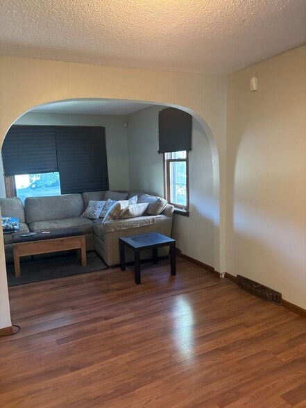 Living room - 3234 Xerxes Ave N