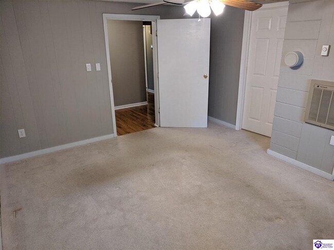 Building Photo - 638 Miller Rd