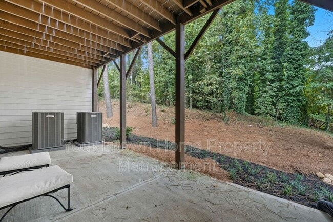 Building Photo - 1342 Stanley Park Dr