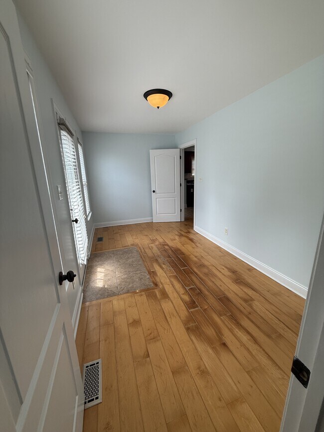 Building Photo - 66 Waxflower Dr