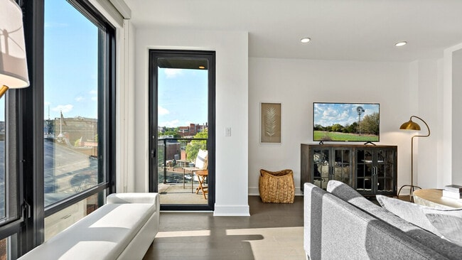 Building Photo - 1845 9th St NW