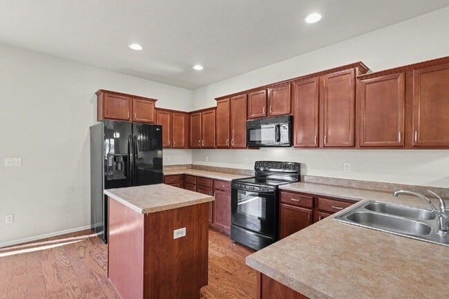 Building Photo - 4822 Condor St