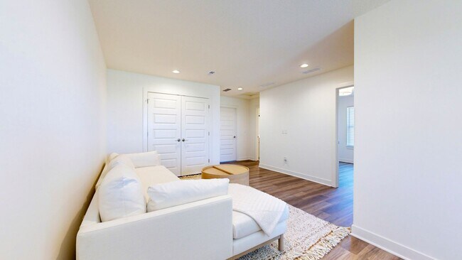 Building Photo - Gorgeous 4 Bedroom Coming March!! Spring Hill Schools!