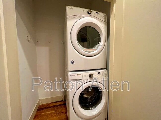 Building Photo - 12 Beaverdam Knoll Rd