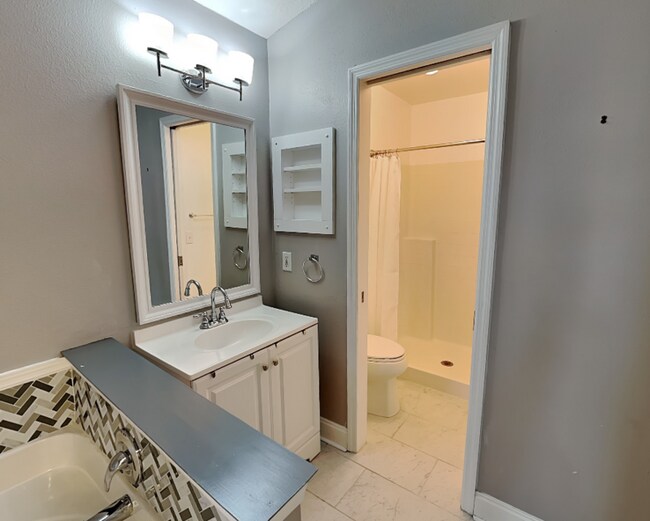 Building Photo - 3512 Stonefield Dr