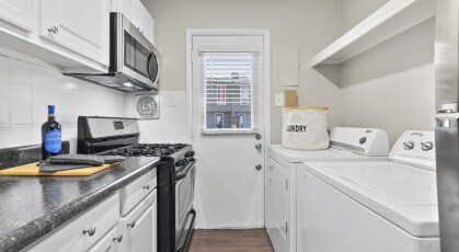 Building Photo - 674 Luton Ln
