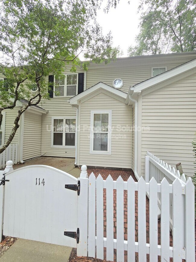 Building Photo - 5813 Wrightsville Ave