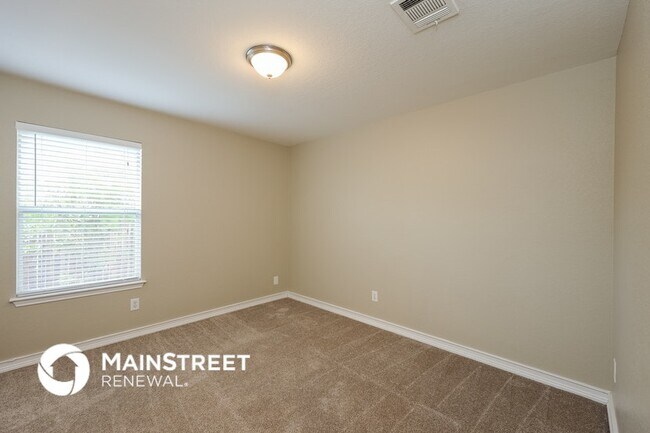 Building Photo - 10211 Round Rock Way