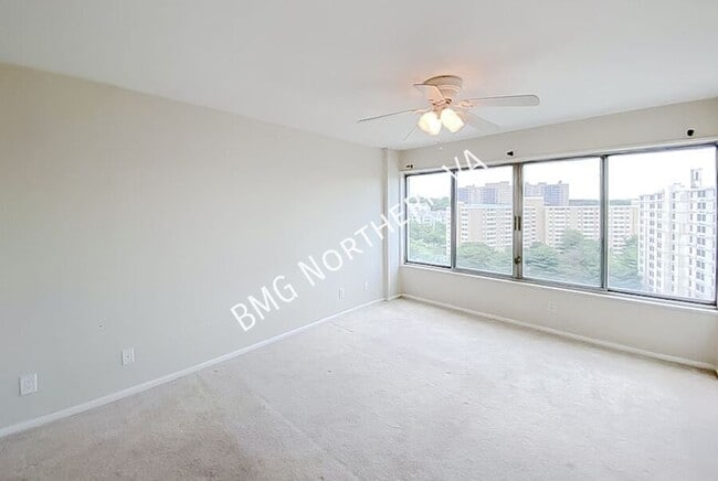 Building Photo - 5340 Holmes Run Pkwy