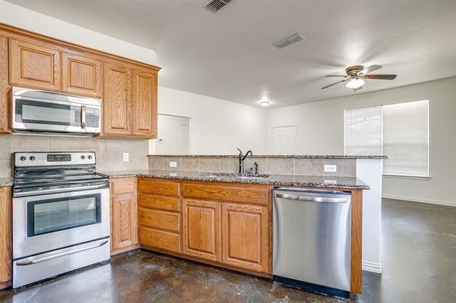 Building Photo - 723 Hometown Vlg Ct