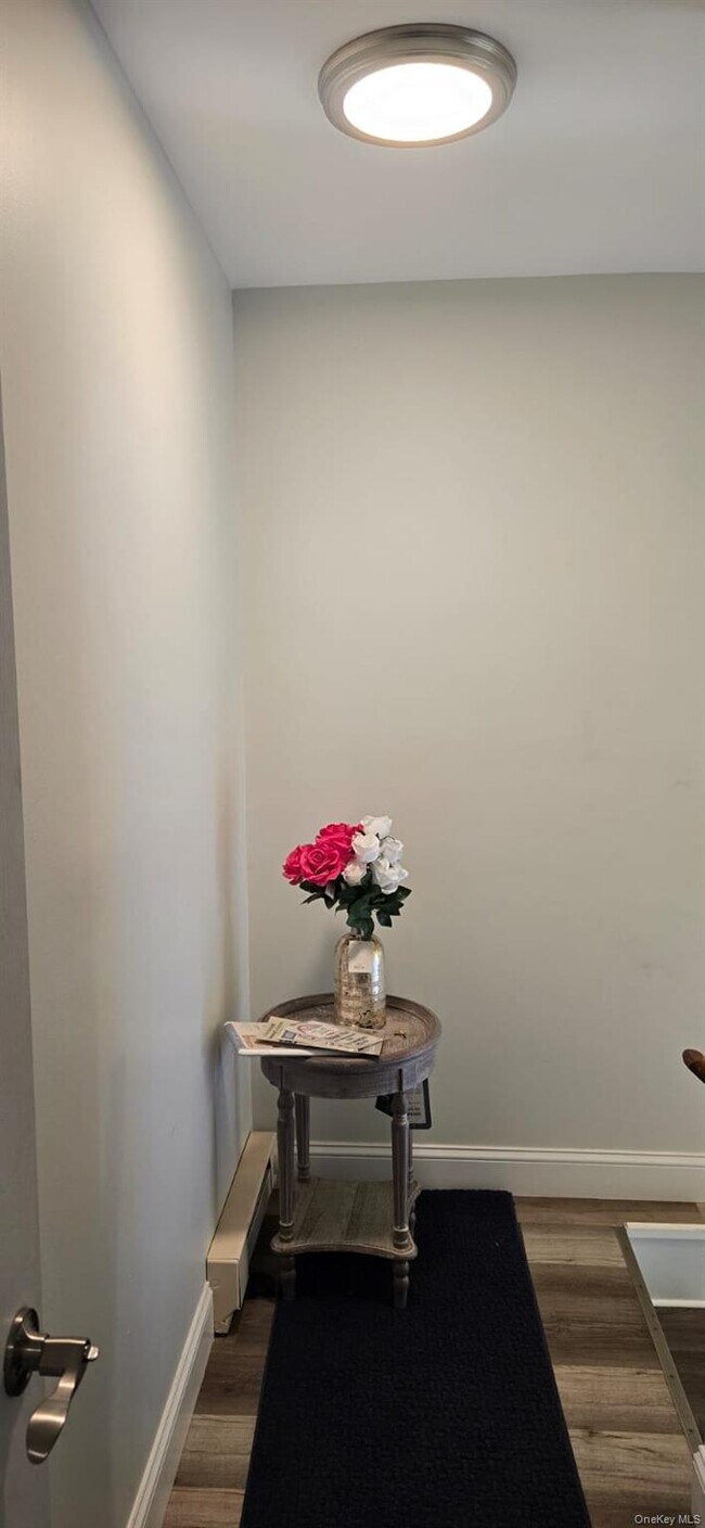 Building Photo - 235 MacDougal St