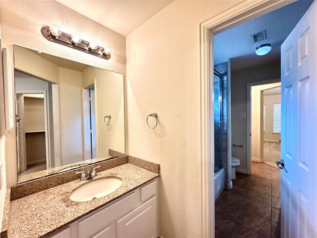 Building Photo - 26223 Longmont Park Ln