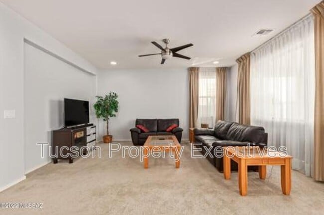 Building Photo - 11545 W Oilseed Dr