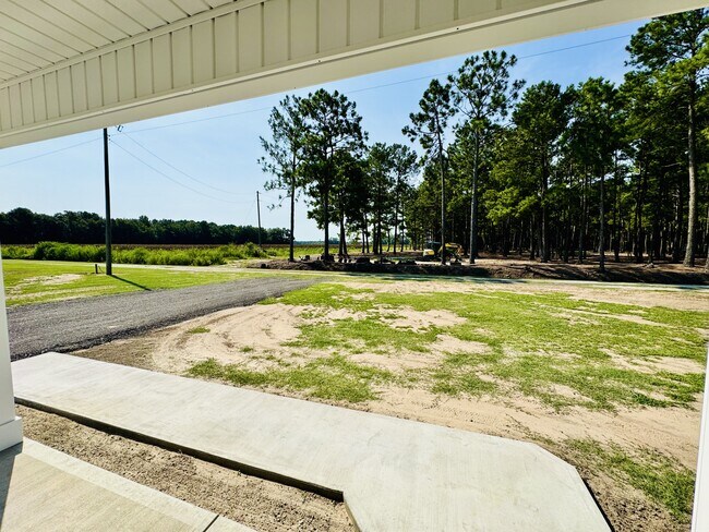 Building Photo - 3935 Mickey Ln