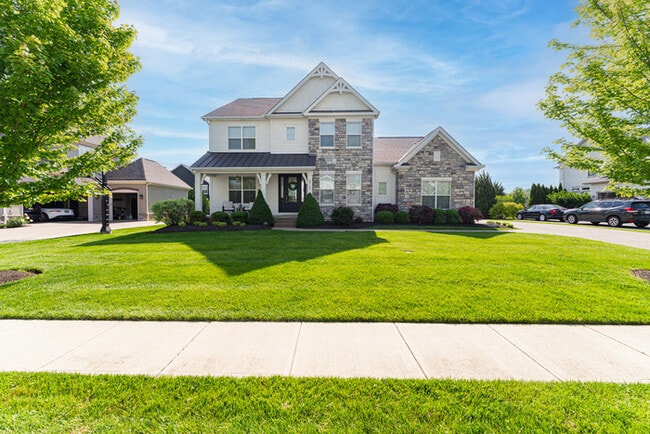 Primary Photo - Stunning home in Olentangy schools!
