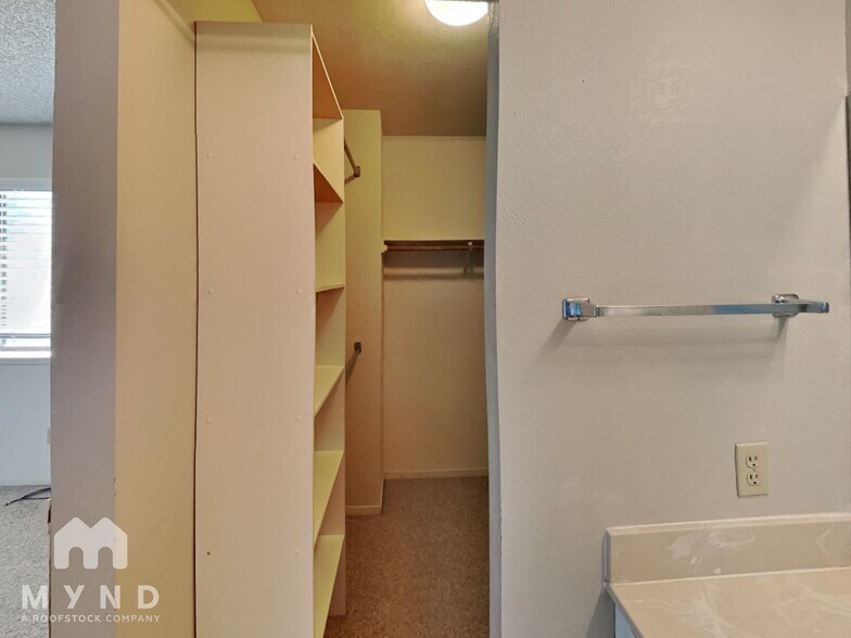 Building Photo - 3428 Ridgecrest Ct