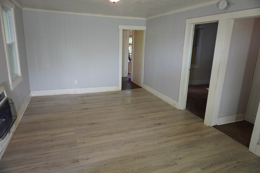 Building Photo - 2214 Vandermast Ln