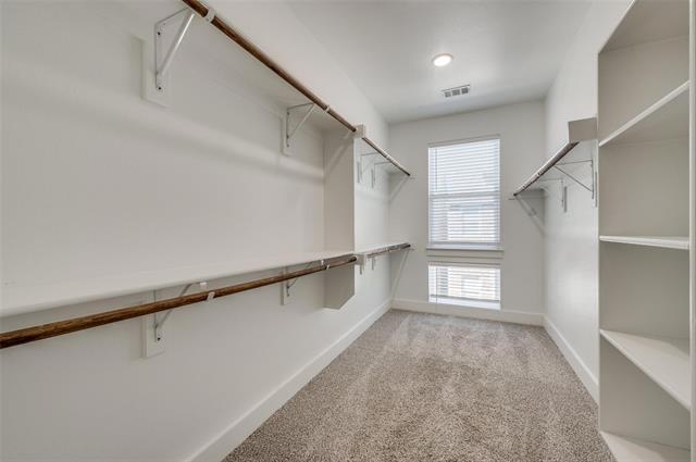 Building Photo - 2654 Carolwood Ln