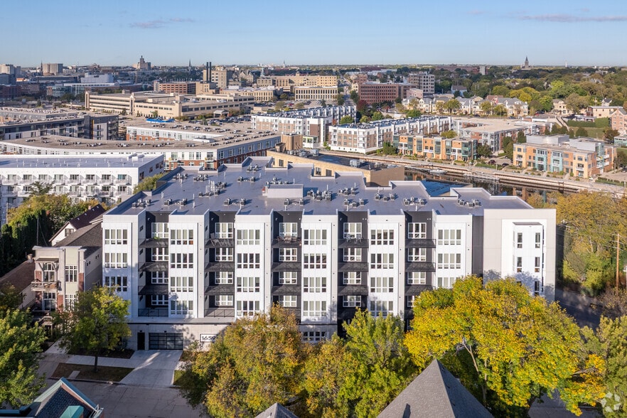 Building Photo - Elevation 1659