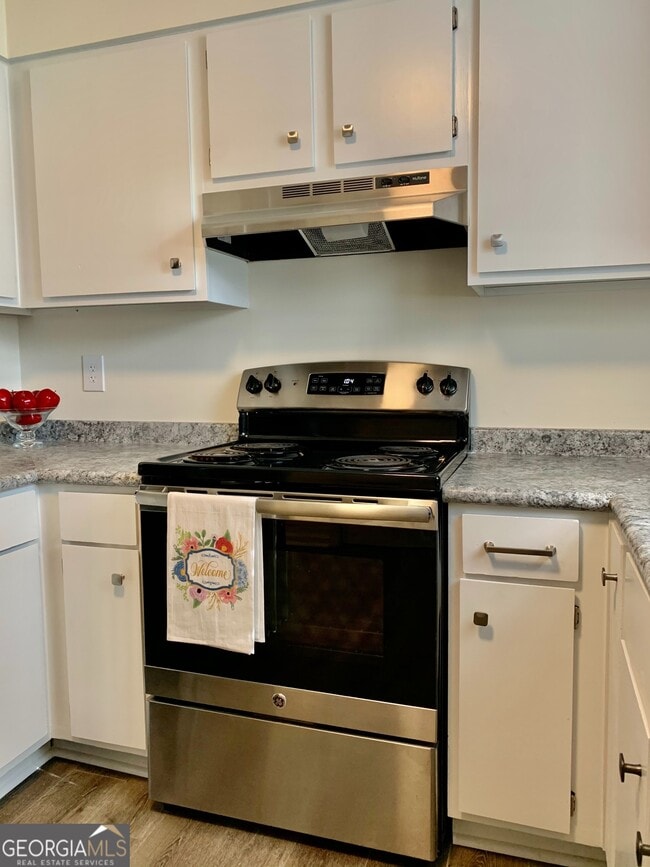 Building Photo - 322 Powder Springs St