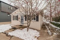 Building Photo - 122 N Helen Ave