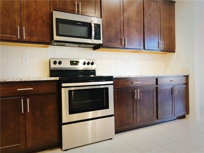 Building Photo - 226 Staley Dr
