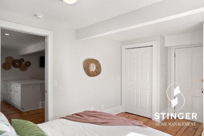 Building Photo - 606 Carteret St