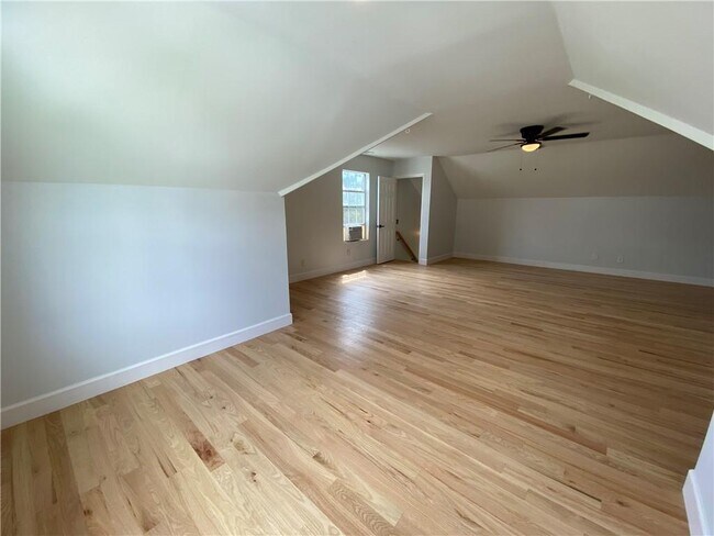 Building Photo - 1855 Big Haynes Ct SW