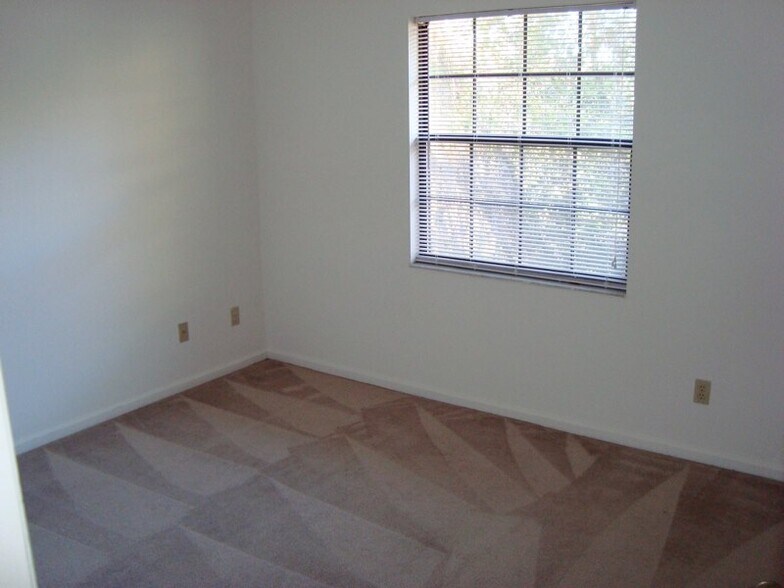 Building Photo - 170 Baisden Rd