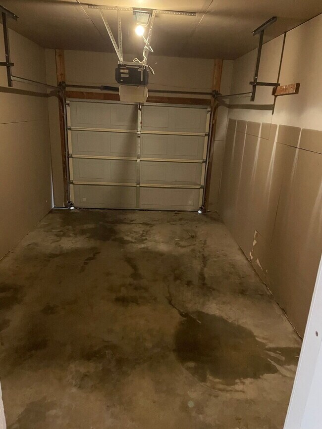 Building Photo - 1508 Smoot Dr